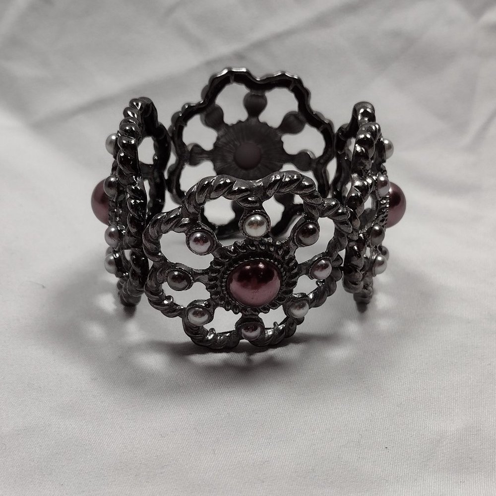 Flower bracelet